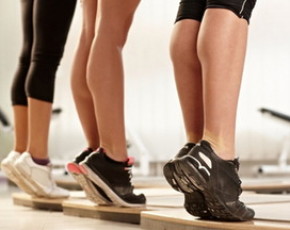 Волшебные упражнения и дельные советы, которые помогут уменьшить икры ног