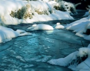 Все о пользе и вреде талой воды для организма человека