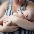 Ожирение у женщин негативно сказывается на составе грудного молока и приросте рожденного малыша