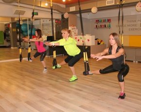 Упражнения с TRX-петлями: тренировка для всех групп мышц