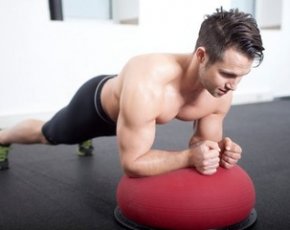 Планка для мужчин: особенности упражнения для мужского тренинга