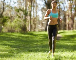 Бег и живот: как правильно бегать, чтобы похудеть в талии