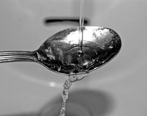 Вода с серебром: польза и вред такого напитка
