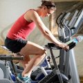 Упражнения на велотренажере и правила занятий для хороших результатов