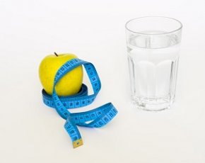 Диета для ленивых: минус 12 кг за месяц, благодаря воде