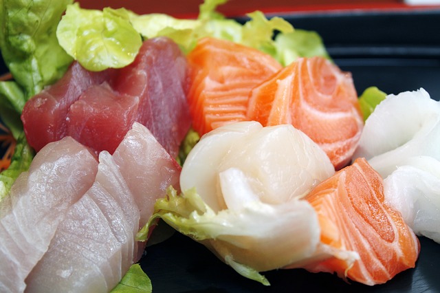 sushi-373585_640