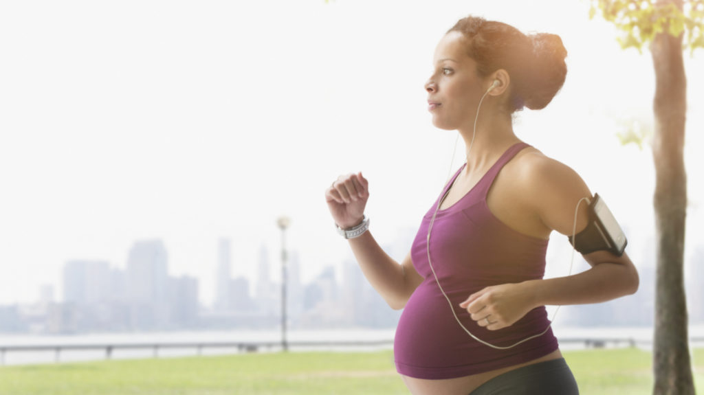 Бег во время беременности и ее планирования - можно ли подвергать себя риску