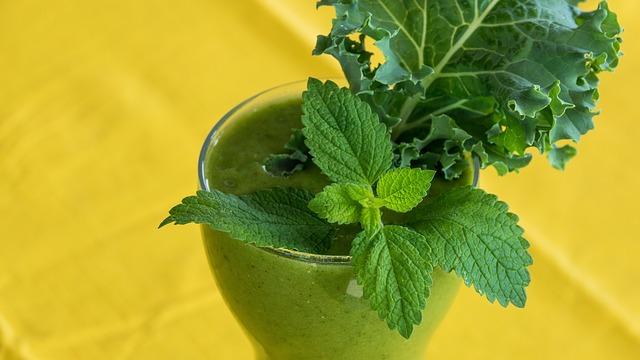 smoothie-with-mint