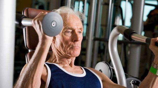 Правильные физические упражнения для мужчин после 50 лет